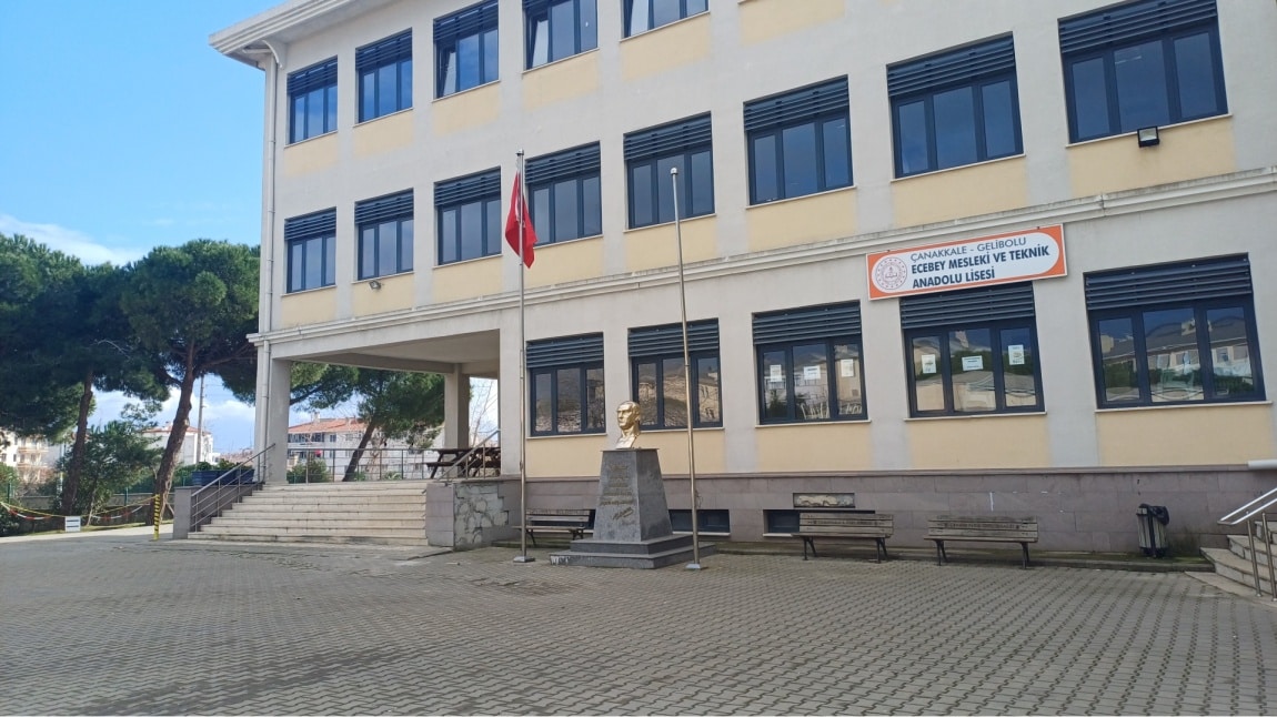 Ecebey Mesleki ve Teknik Anadolu Lisesi